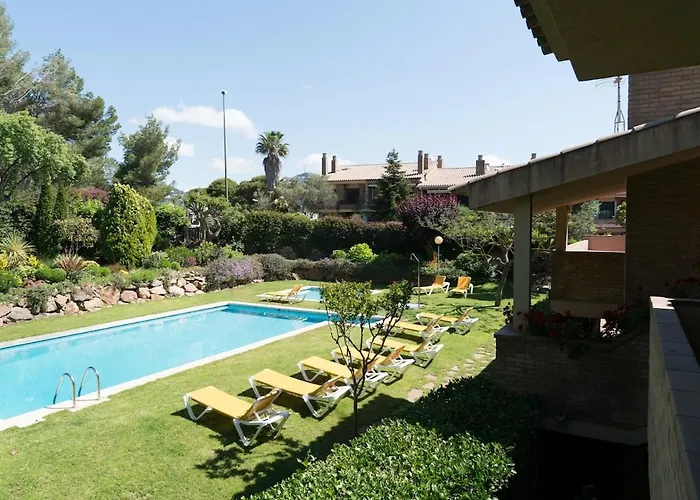 Seahomes Vacations - Cala Banys Seafront & Pkg Льорет-де-Мар