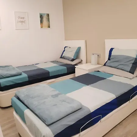 Apartment Seahomes Vacations - Cala Banys Seafront & Pkg