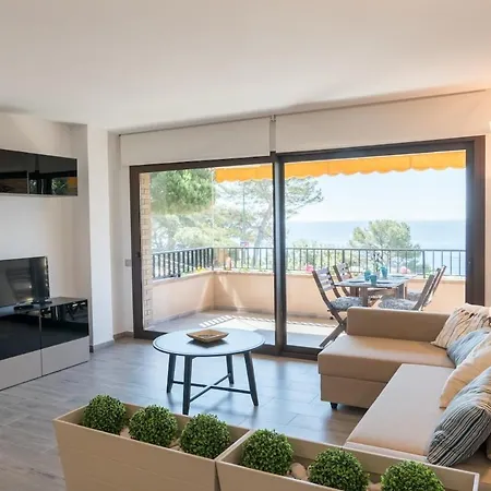 Seahomes Vacations - Cala Banys Seafront & Pkg Lloret de Mar